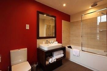 Chalfield Manor Boutique Hotel Борнмут Экстерьер фото