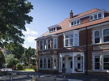 Chalfield Manor Boutique Hotel Борнмут Экстерьер фото