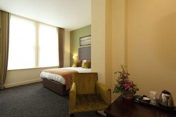Chalfield Manor Boutique Hotel Борнмут Экстерьер фото